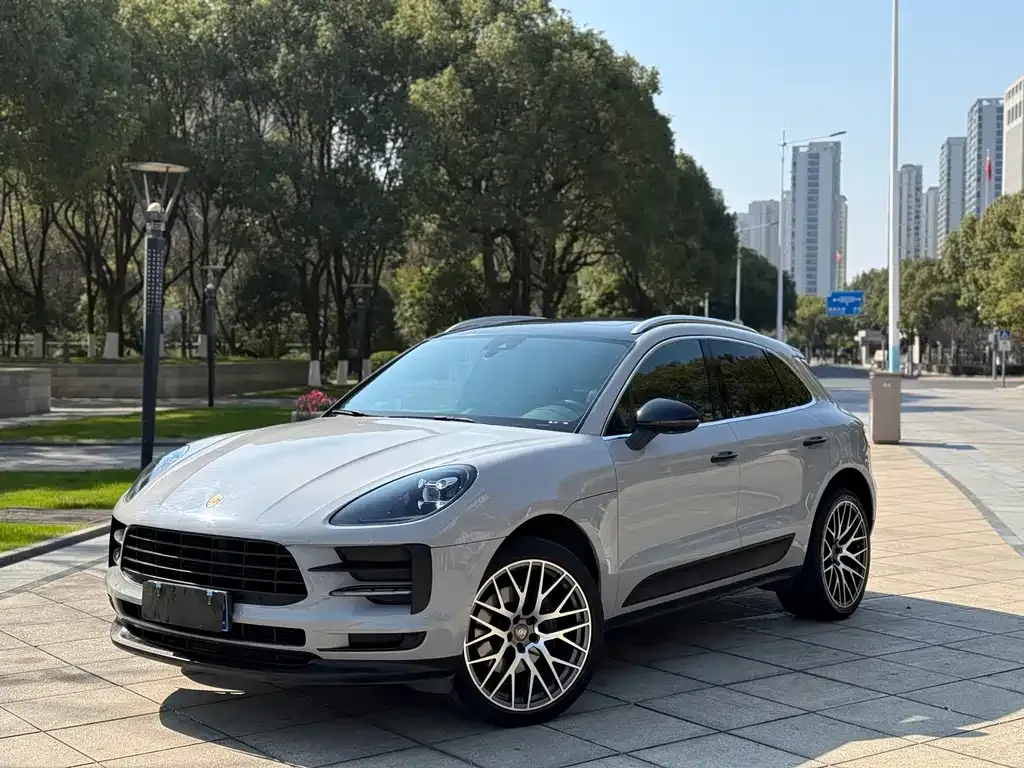 Porsche Macan — фото 1