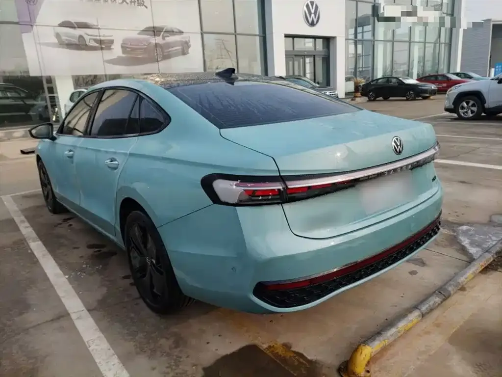 Volkswagen Passat — фото 3