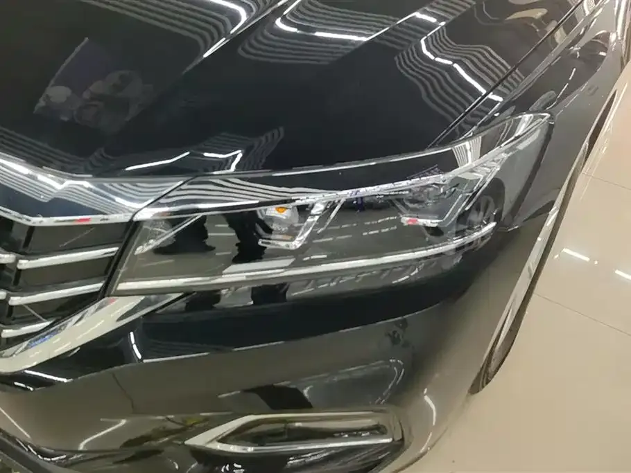 Volkswagen Passat — фото 6