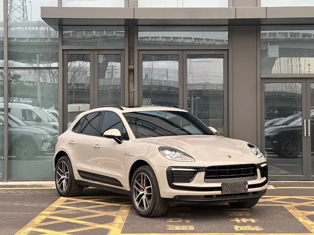 Porsche Macan — фото 9