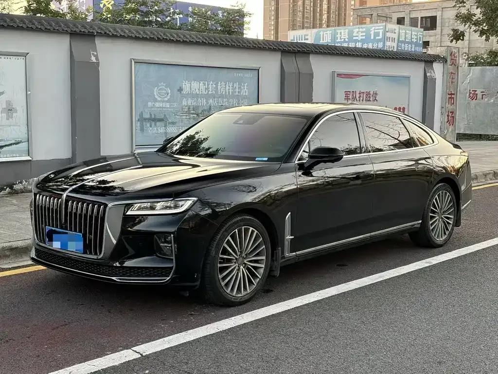Hongqi H9 — фото 1