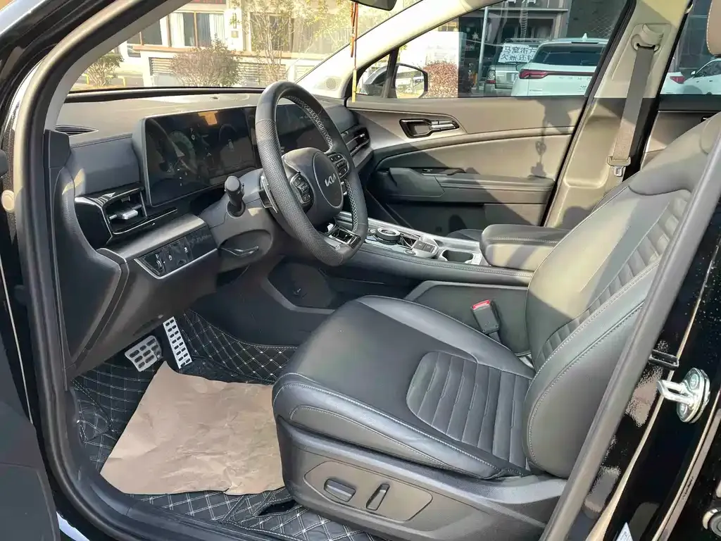 Kia Sportage — фото 7