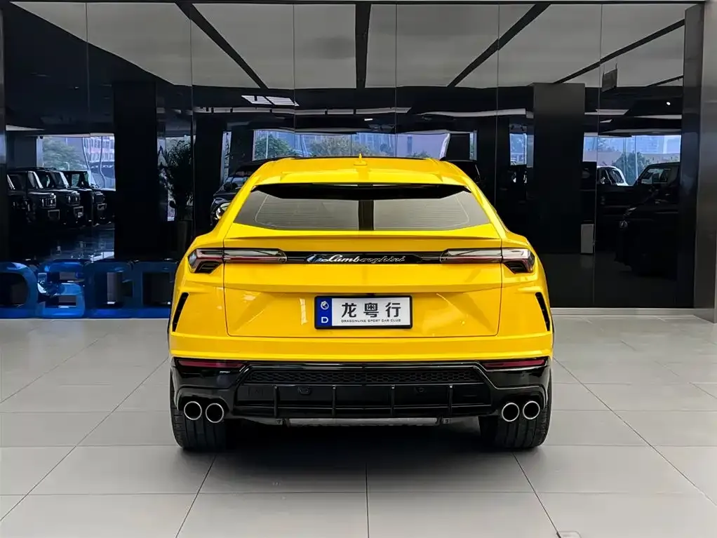 Lamborghini Urus — фото 2