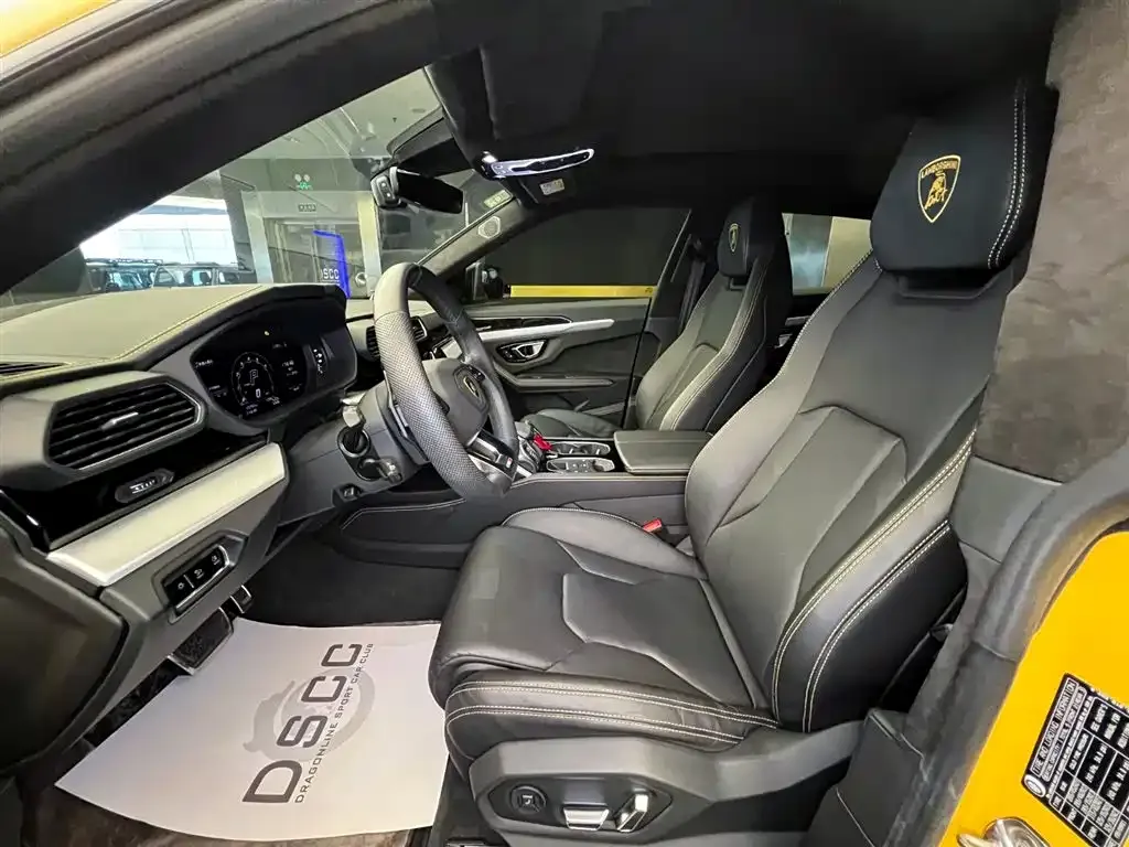 Lamborghini Urus — фото 10