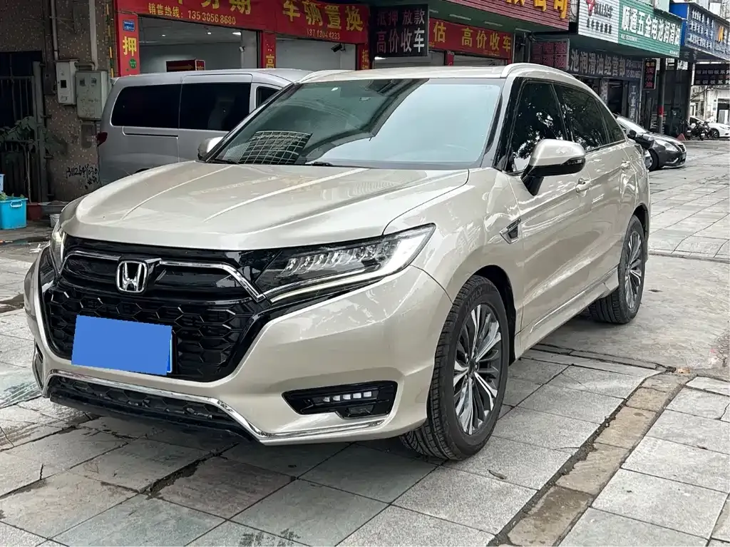 Honda UR-V — фото 1