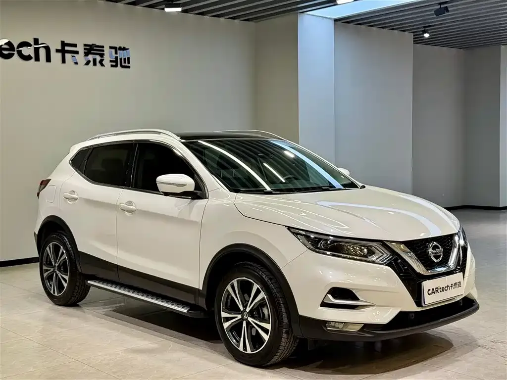 Nissan Qashqai — фото 10