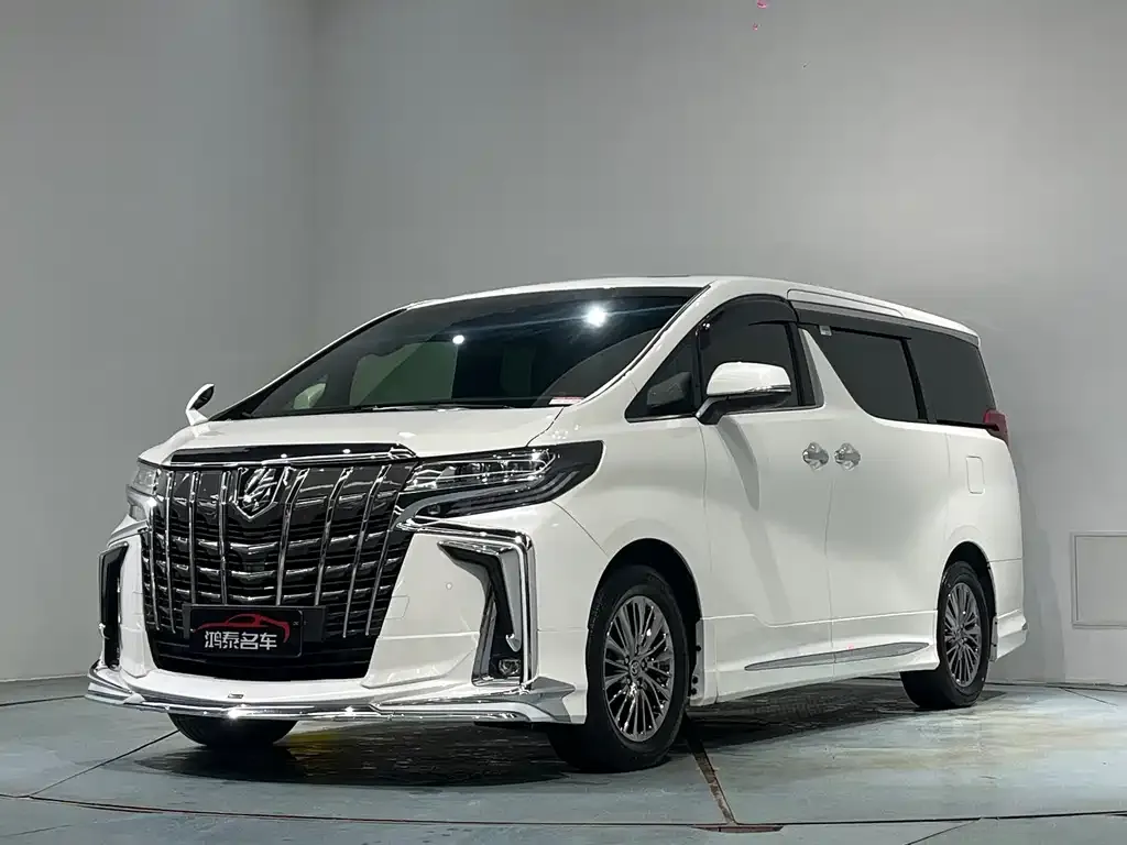 Toyota Alphard — фото 7