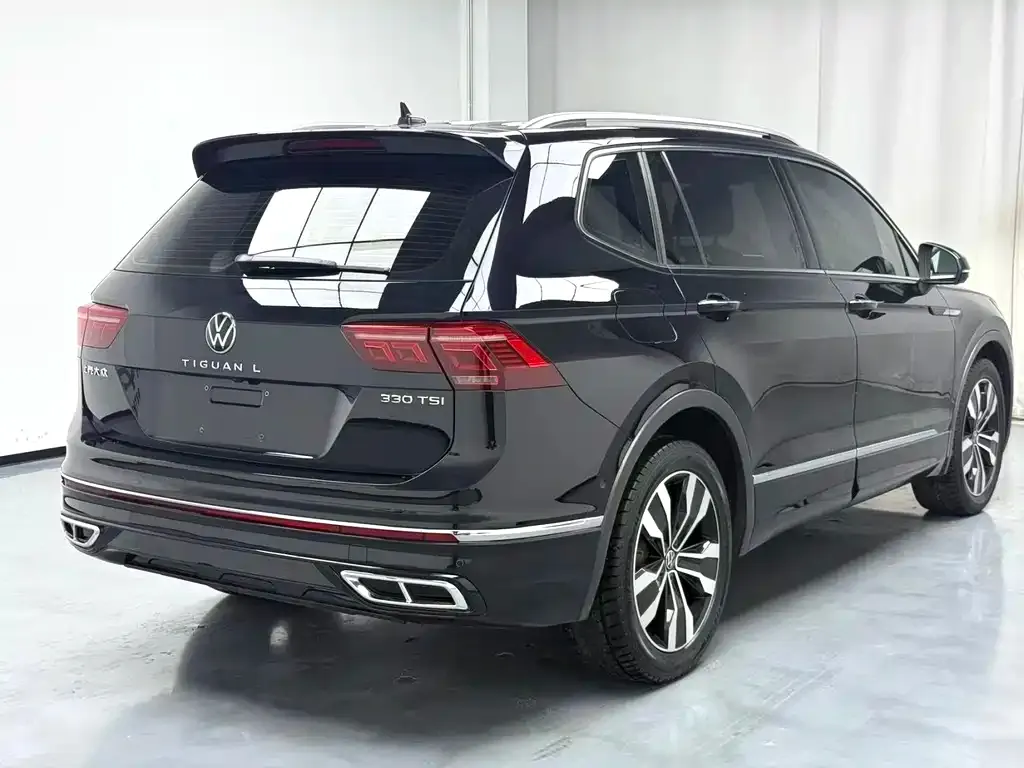 Volkswagen Tiguan L — фото 3
