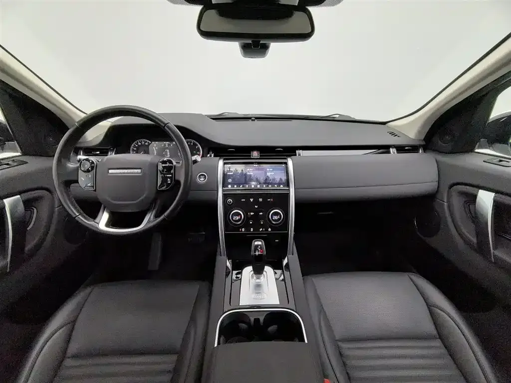Land Rover Discovery Sport — фото 10