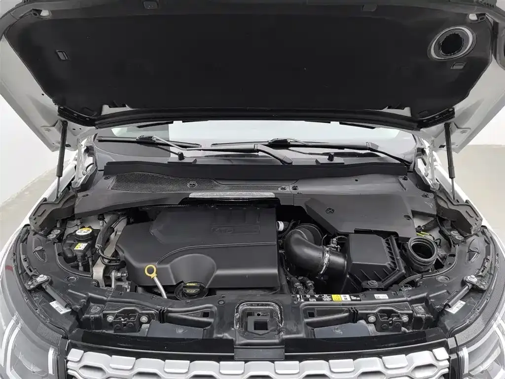 Land Rover Discovery Sport — фото 9