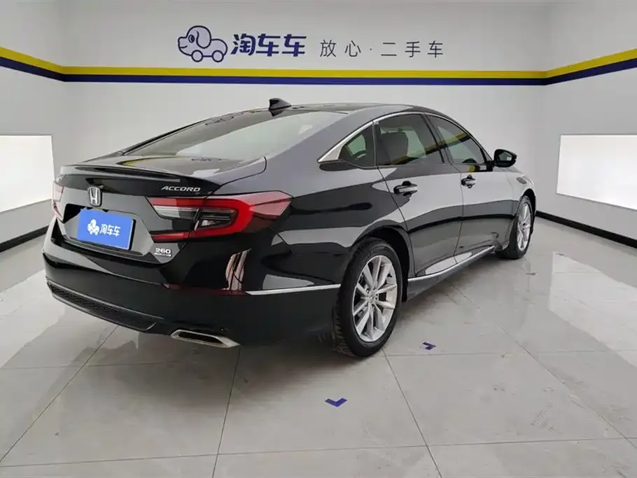Honda Accord — фото 4