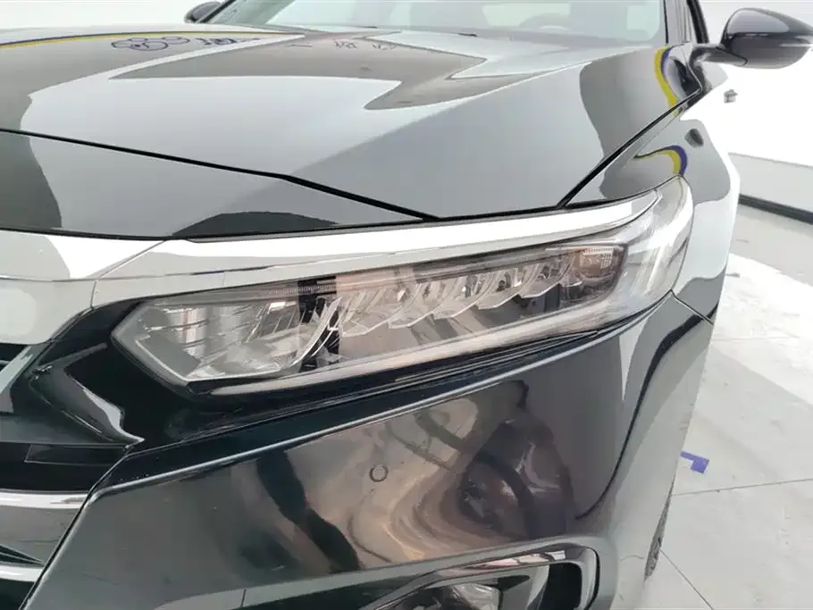 Honda Accord — фото 6