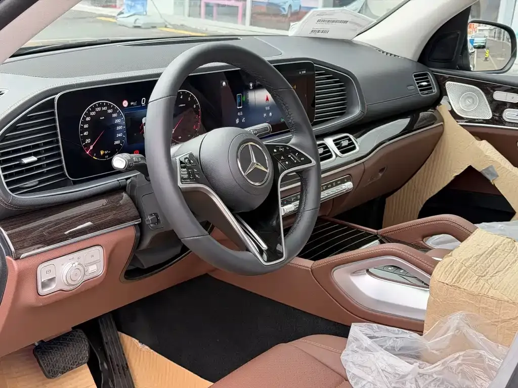 Mercedes-Benz GLE — фото 9