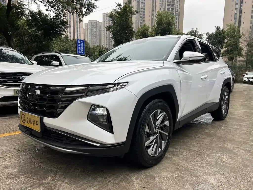 Hyundai Tucson — фото 1