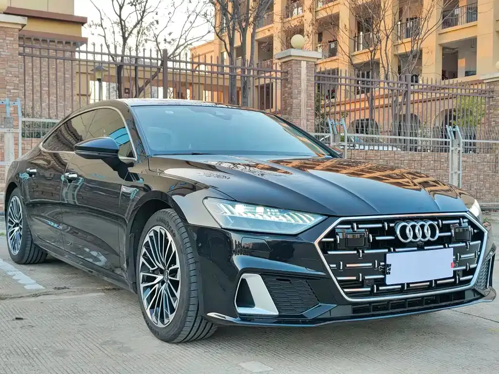 Audi A7L — фото 5