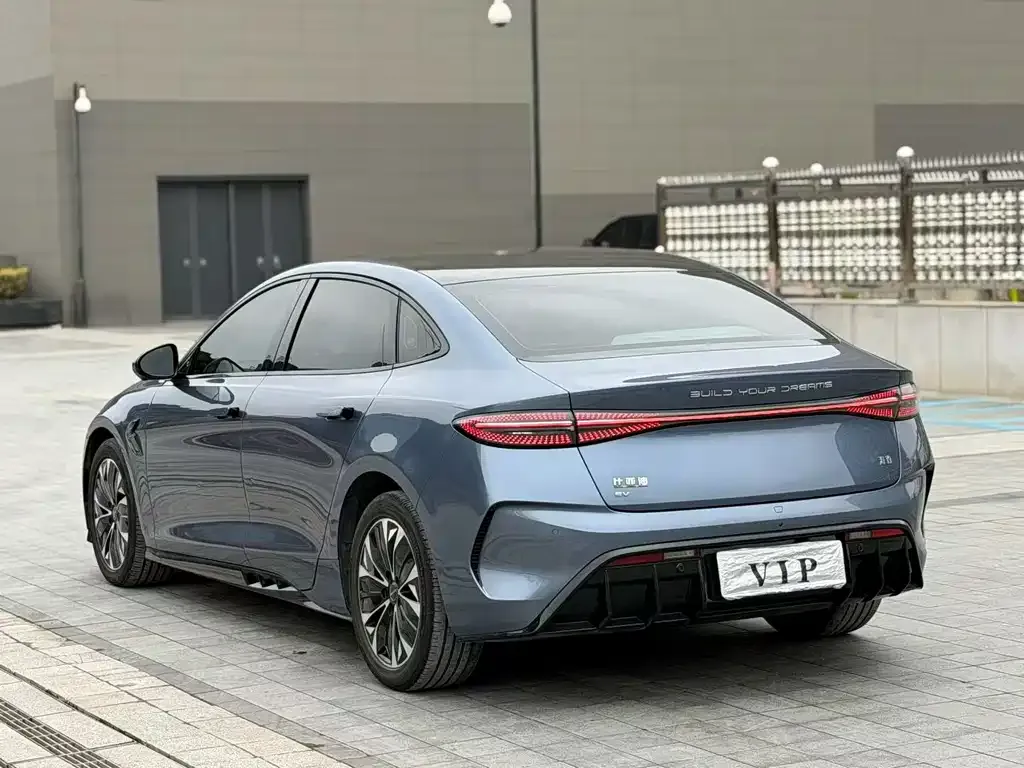 BYD Seal — фото 5