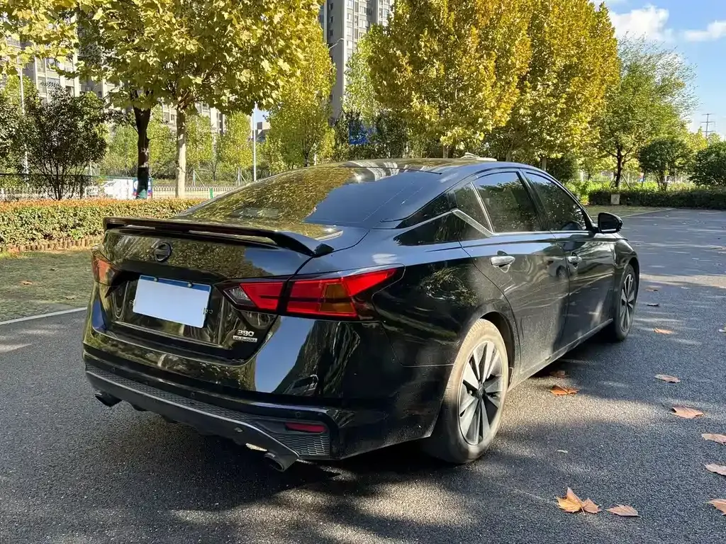 Nissan Teana — фото 4