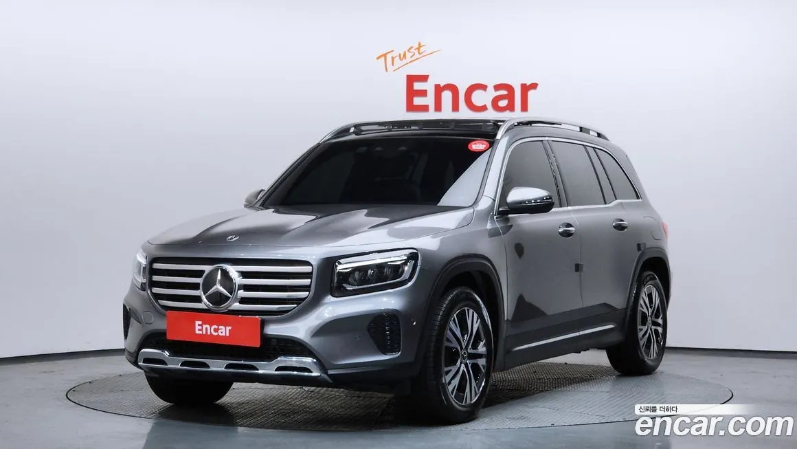 Mercedes-Benz GLB-Class — фото 1