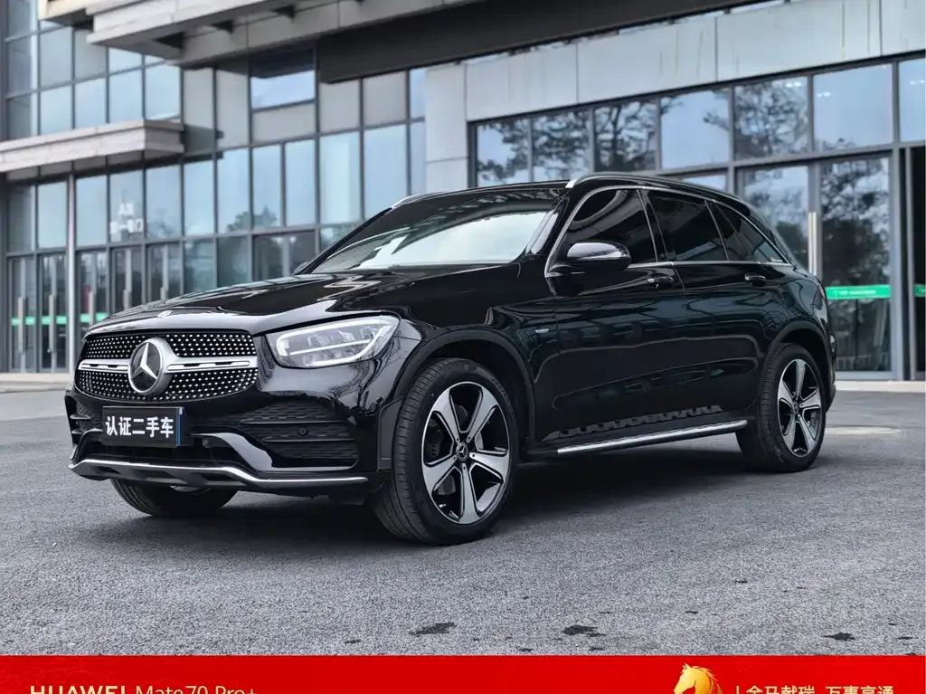 Mercedes-Benz GLC — фото 1