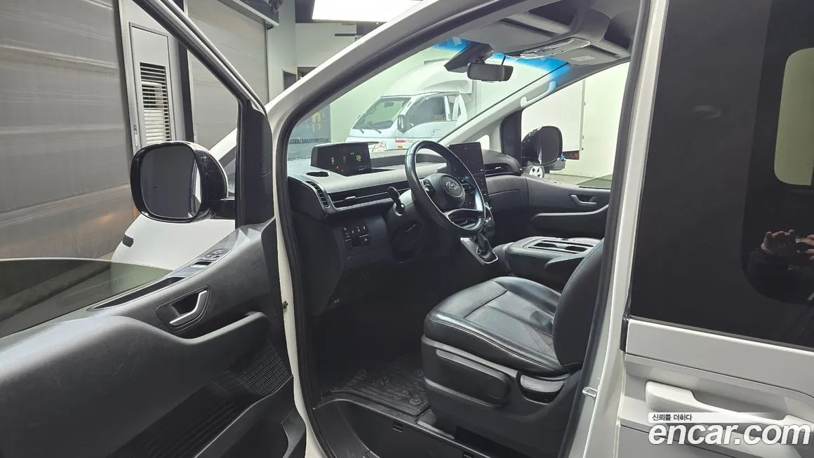 Hyundai Staria — фото 4