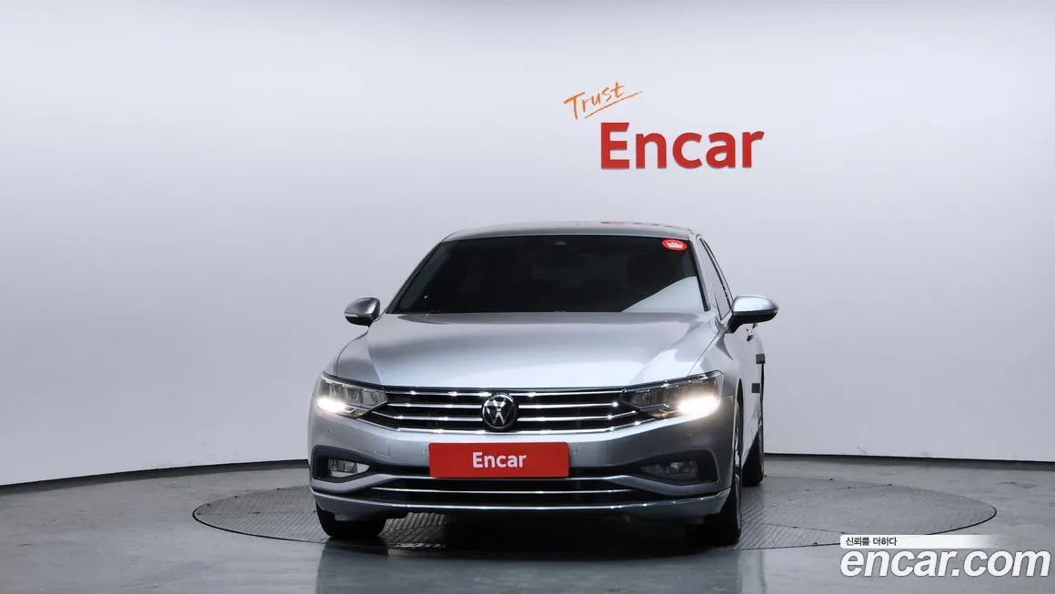 Volkswagen Passat — фото 10