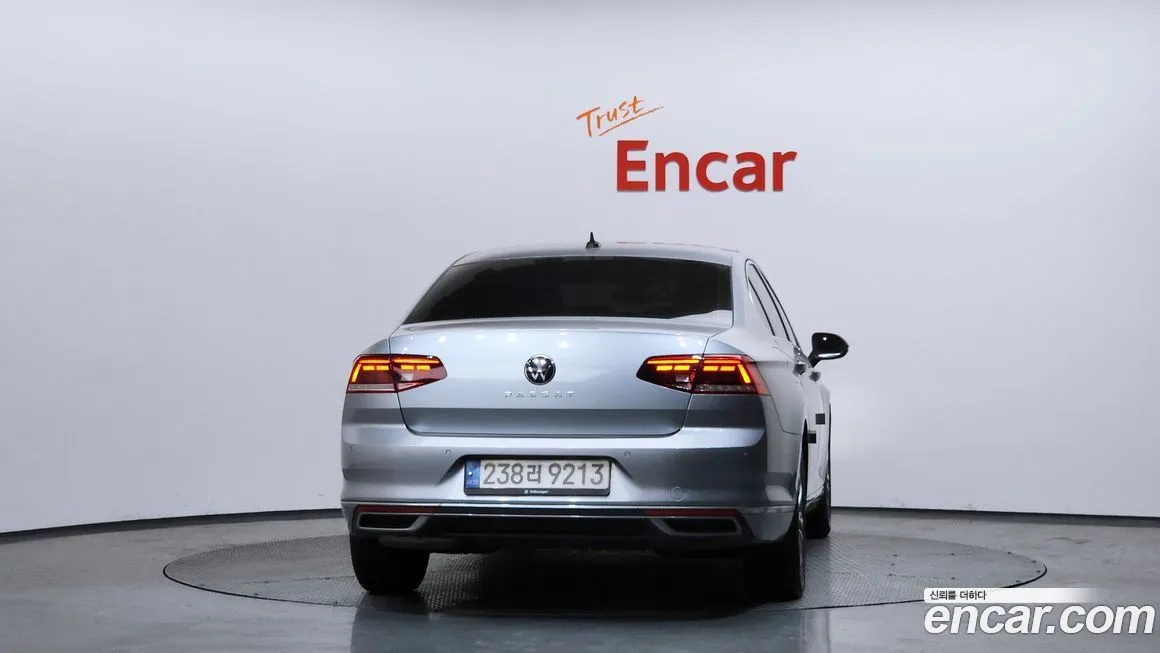 Volkswagen Passat — фото 5