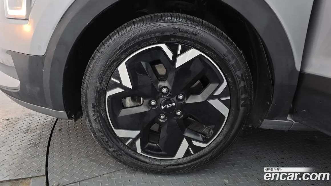 Kia Niro — фото 10