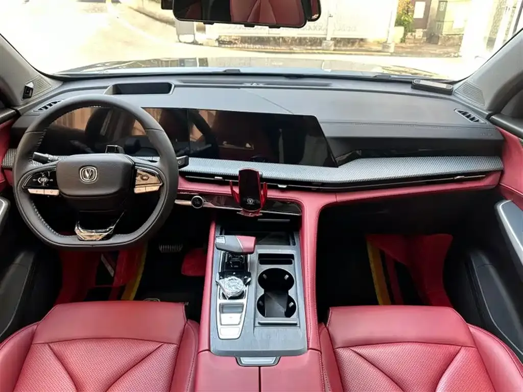 Changan CS75PLUS — фото 4