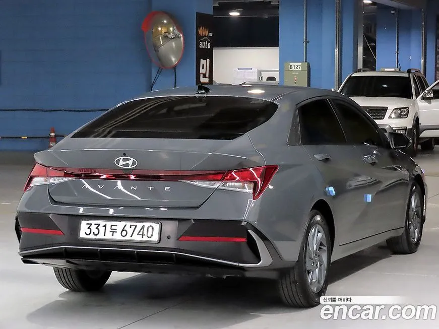 Hyundai AVANTE — фото 3