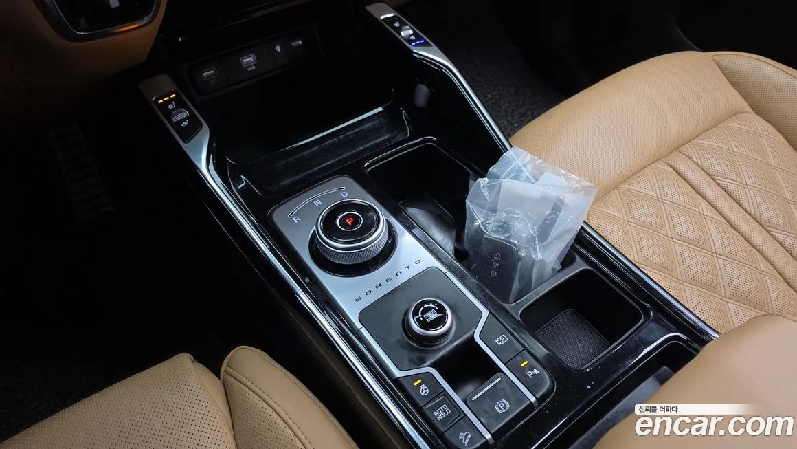 Kia Sorento — фото 10