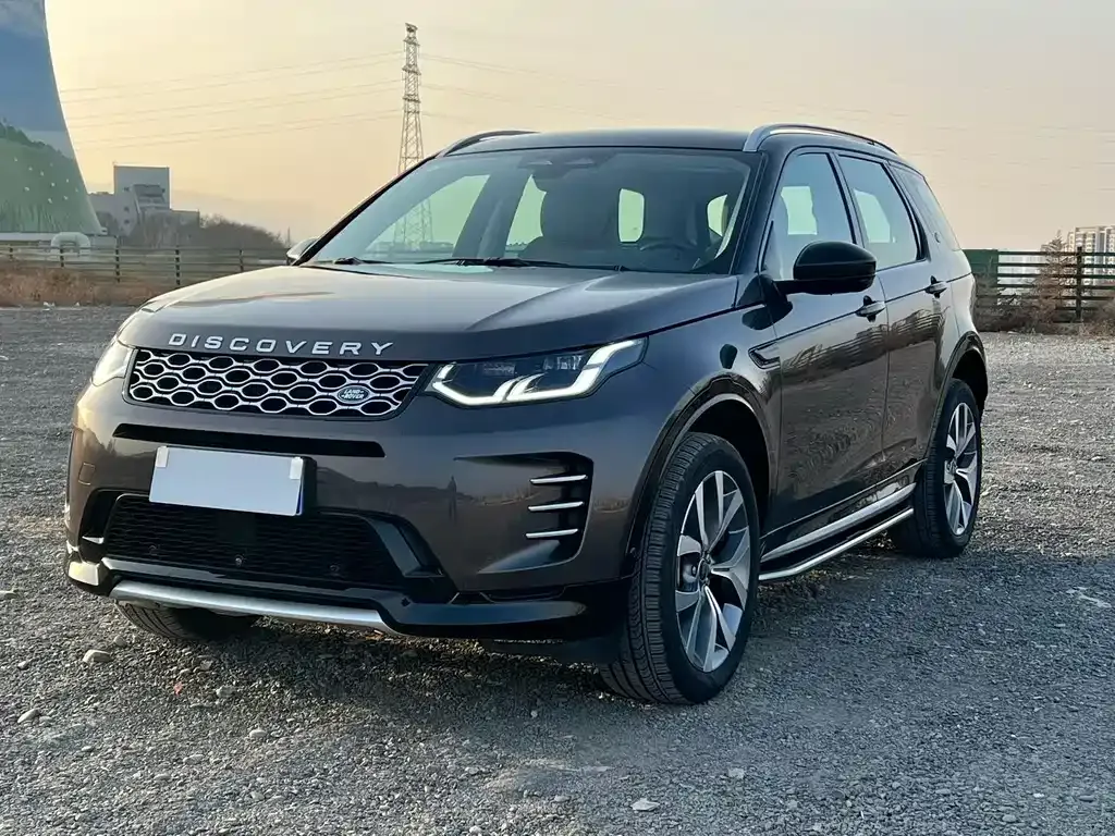 Land Rover Discovery Sport — фото 1