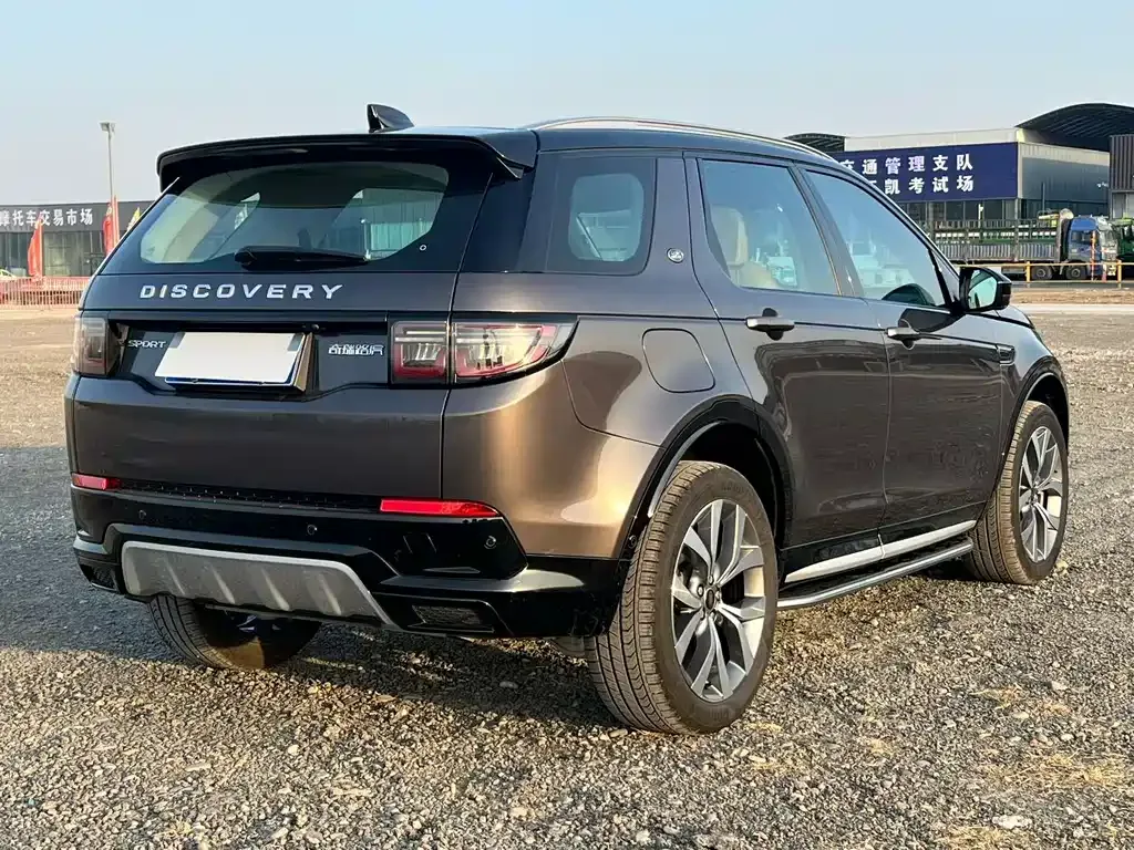 Land Rover Discovery Sport — фото 8