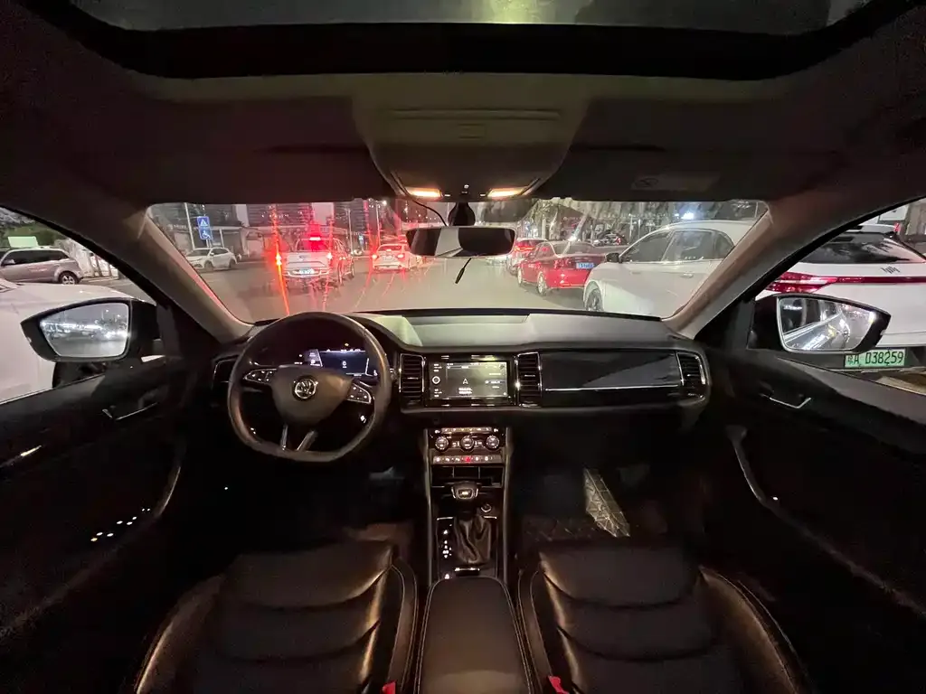 Skoda Kodiaq — фото 5