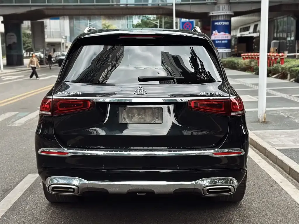 Mercedes-Benz GLS — фото 8