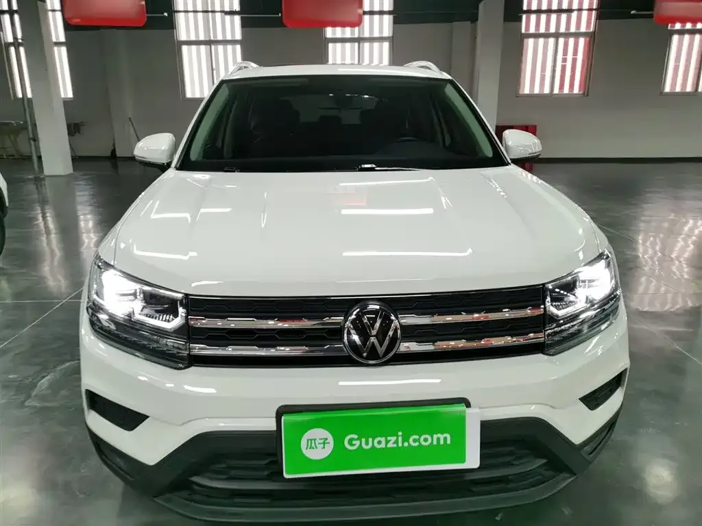 Volkswagen Tharu — фото 2
