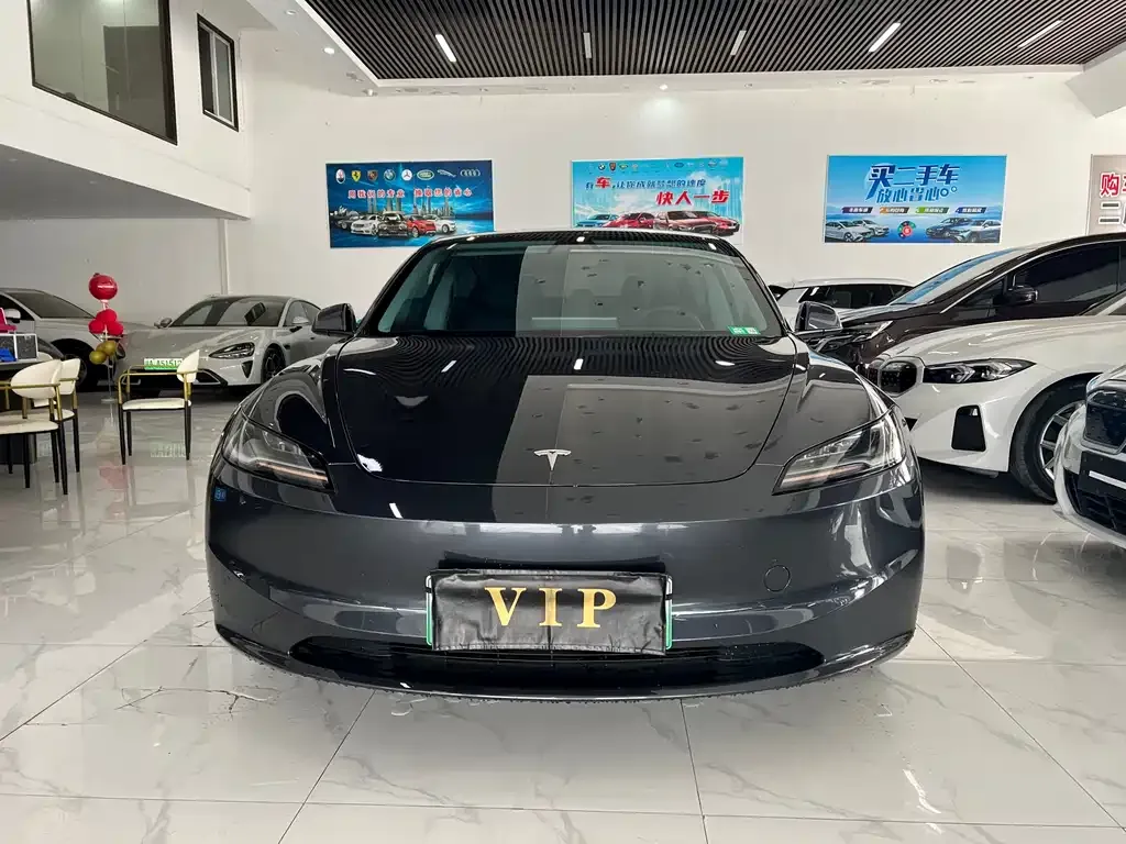 Tesla Model 3 — фото 10