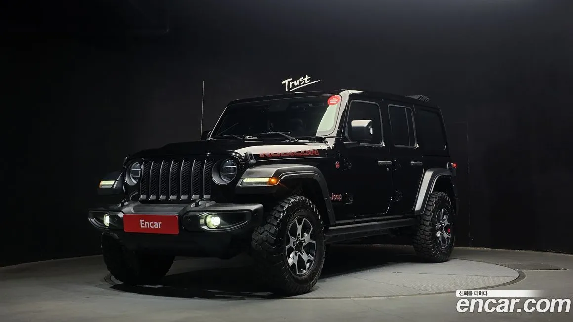 Jeep Wrangler — фото 1