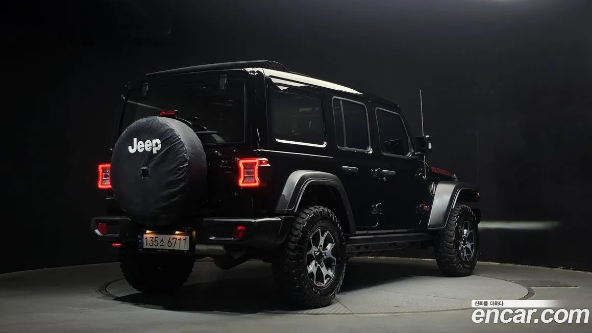 Jeep Wrangler — фото 2