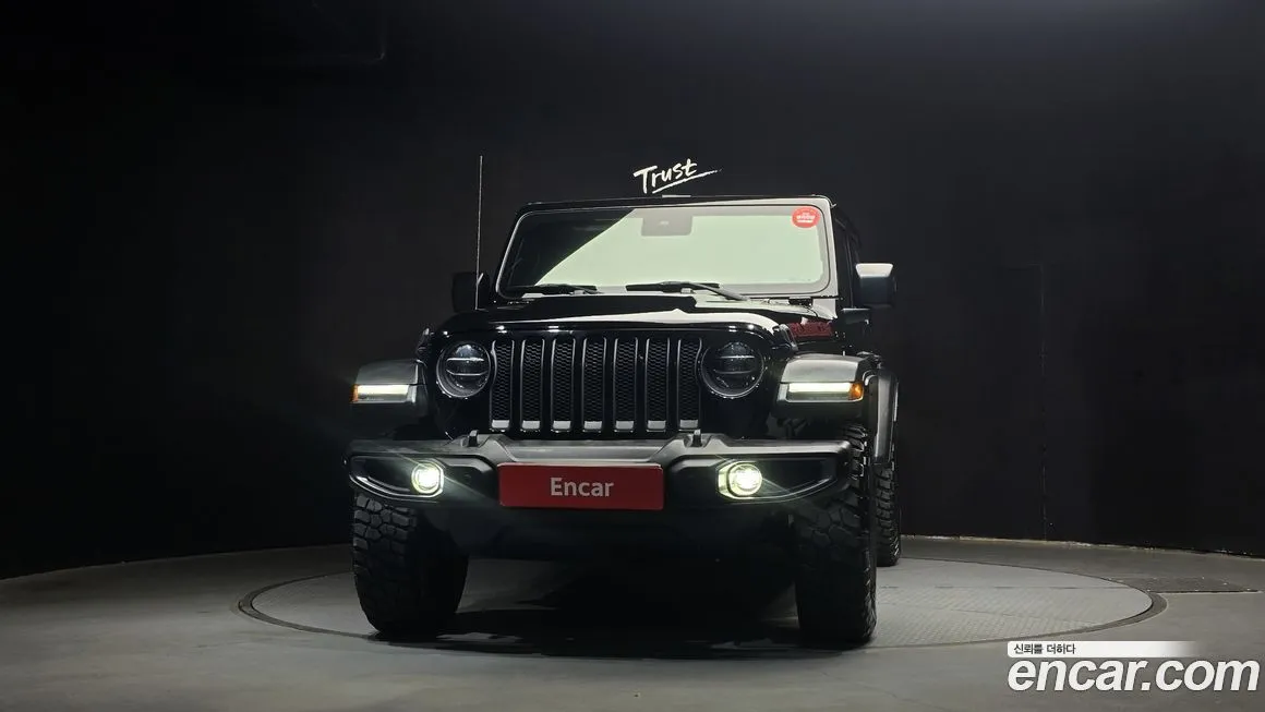 Jeep Wrangler — фото 7