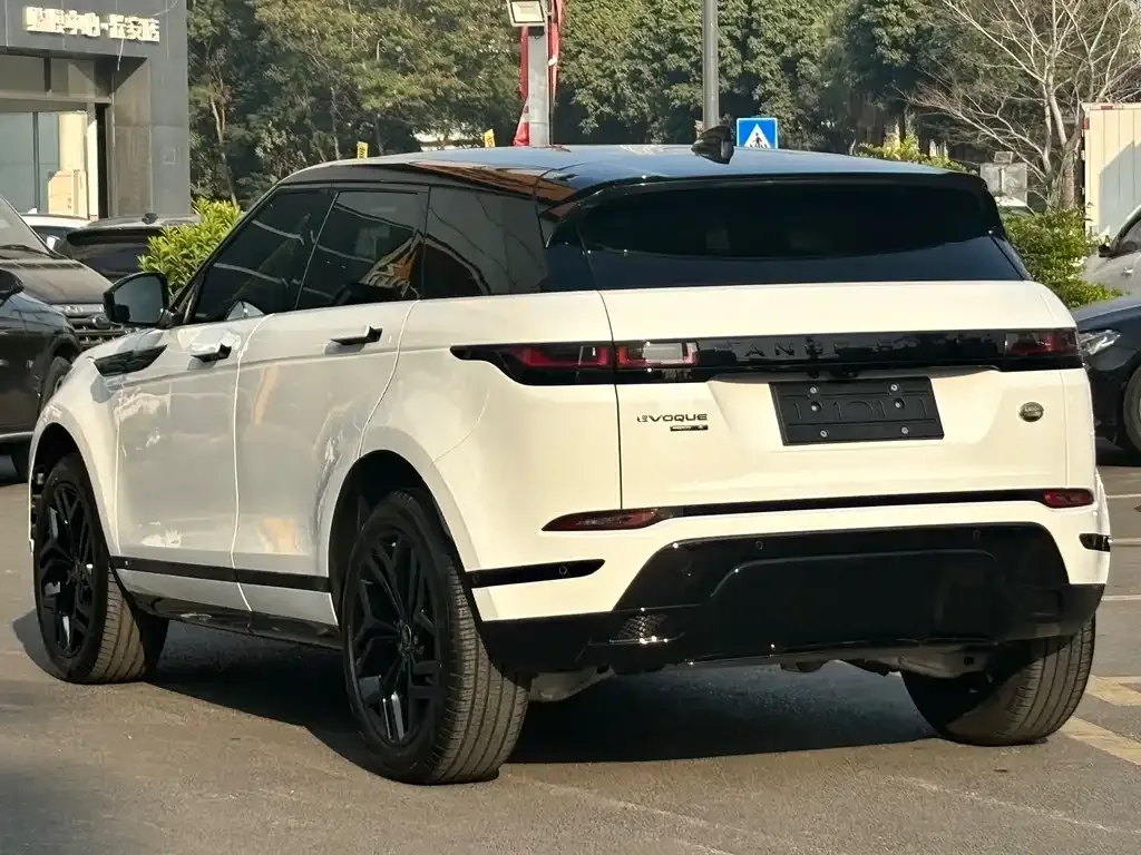 Land Rover Evoque — фото 10