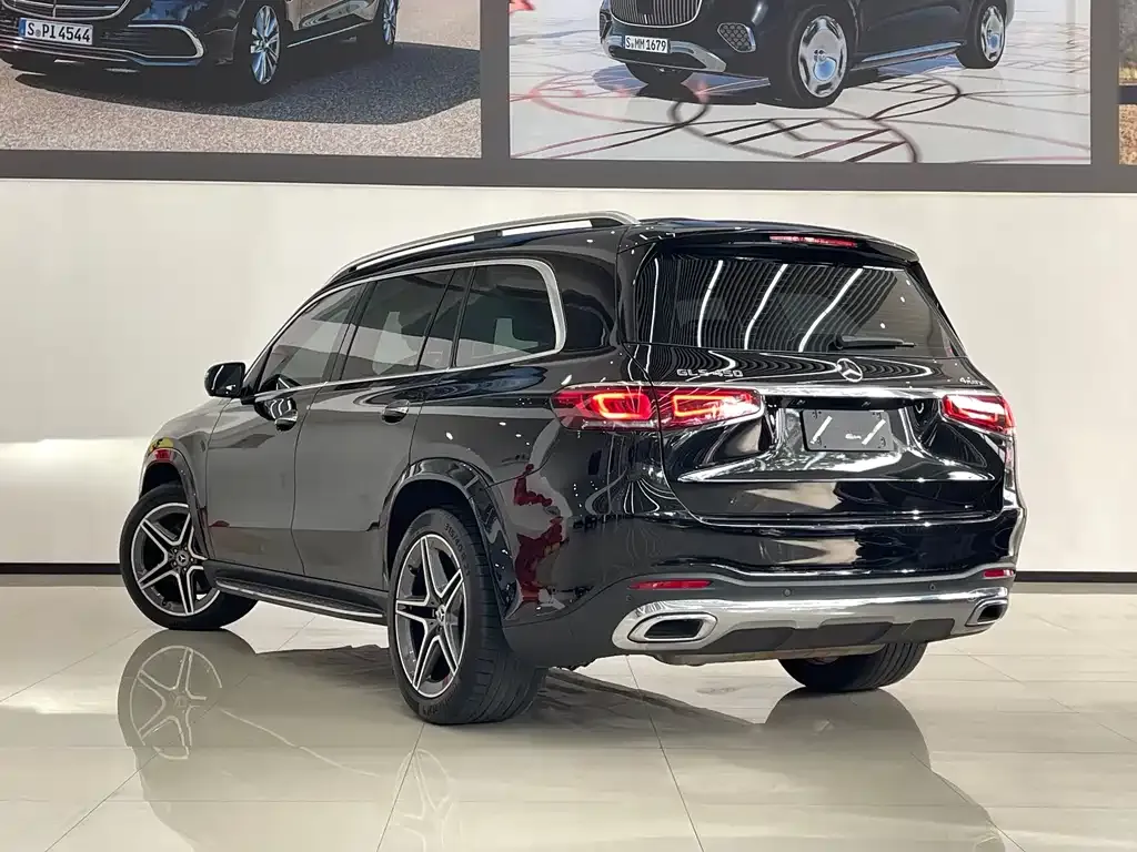 Mercedes-Benz GLS — фото 8