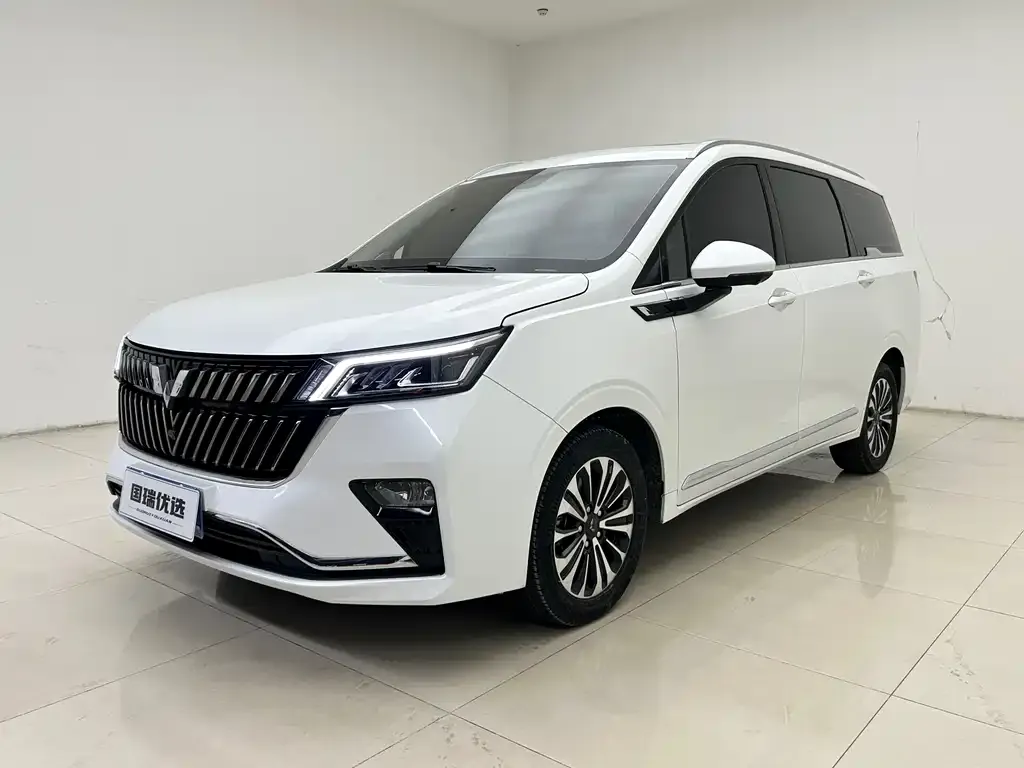 Wuling Jiachen — фото 1