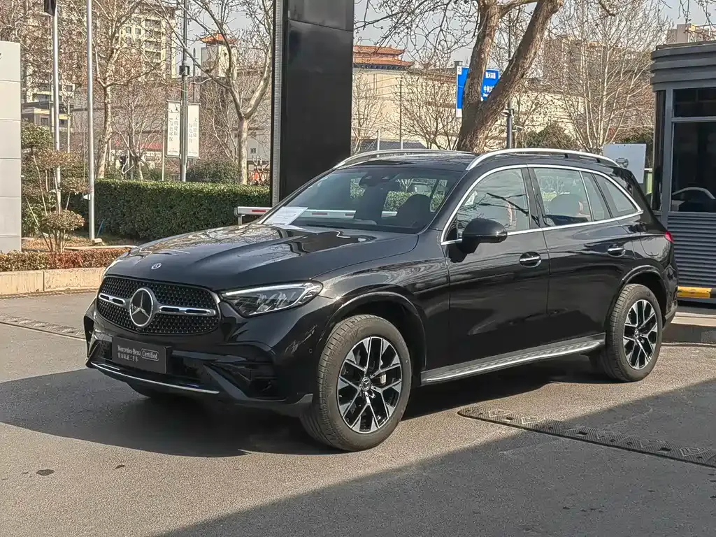 Mercedes-Benz GLC PHEV — фото 1