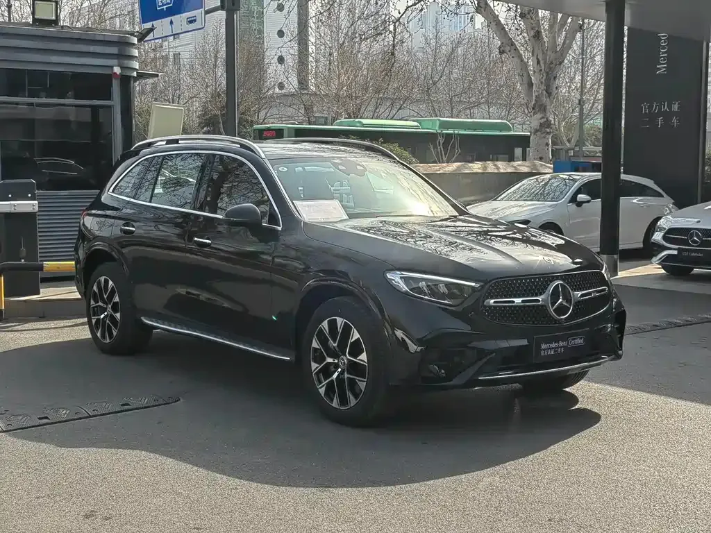 Mercedes-Benz GLC PHEV — фото 5