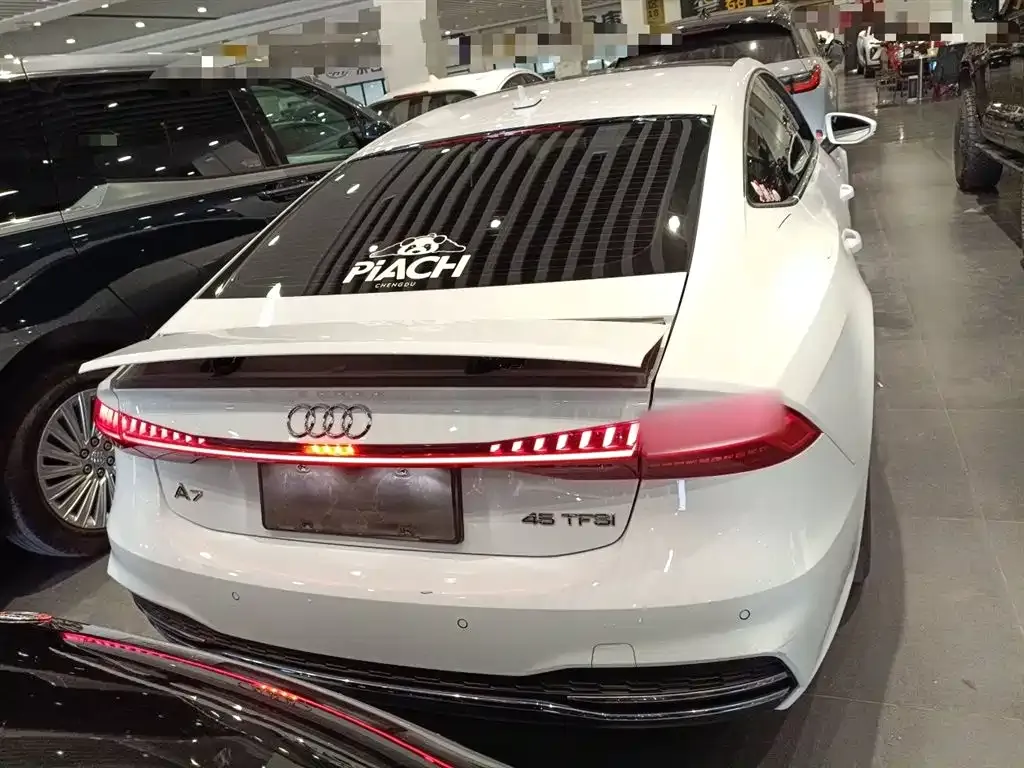 Audi A7 — фото 5