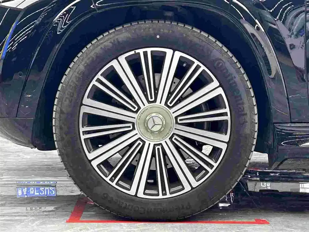 Mercedes-Benz GLS — фото 8