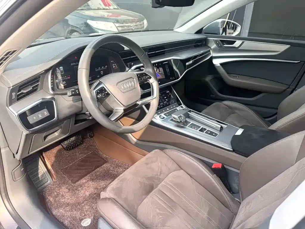 Audi A7L — фото 3