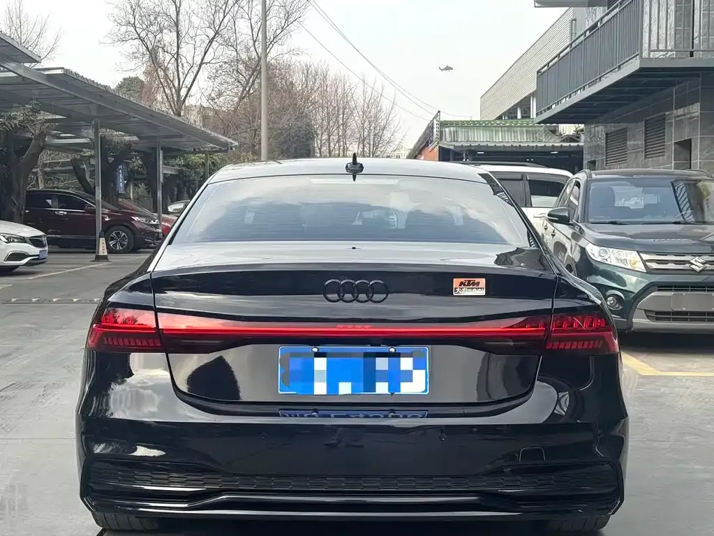 Audi A7L — фото 5