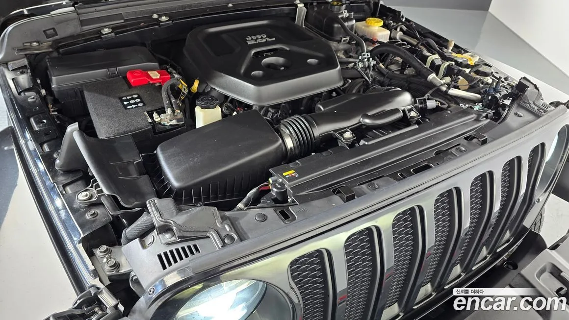 Jeep Wrangler — фото 6