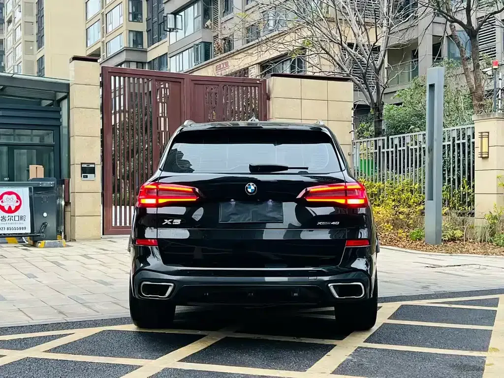 BMW X5 (Import) — фото 7